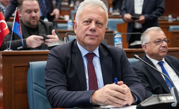 ZORLU: “BÜYÜKŞEHİR BELEDİYESİ AŞIRI BORÇLANIYOR, BUNA ‘DUR’ DENİLMELİ”