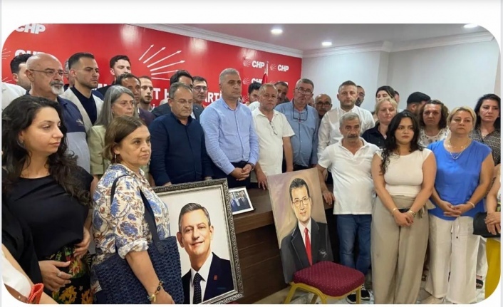 CHP il ve ilçe başkanları görevden alındı.