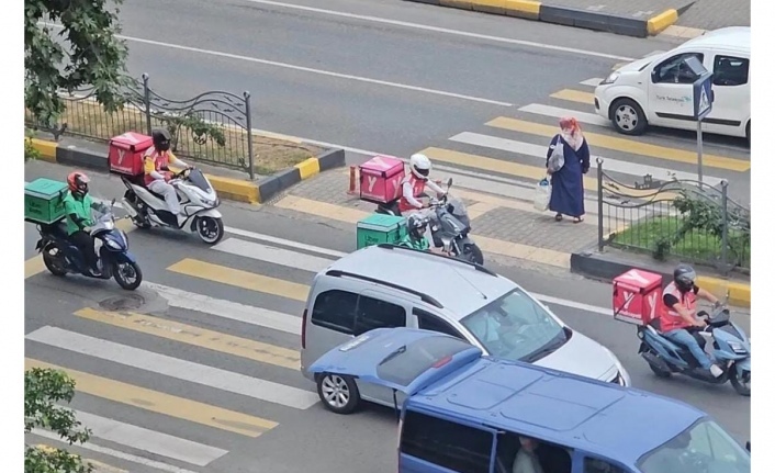 Moto Kuryeler Çözüm Bekliyor