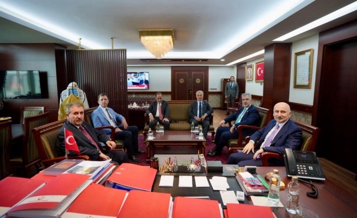 BBP genel başkanı Destiçi’yi milletvekilleri ziyaret ettiler.