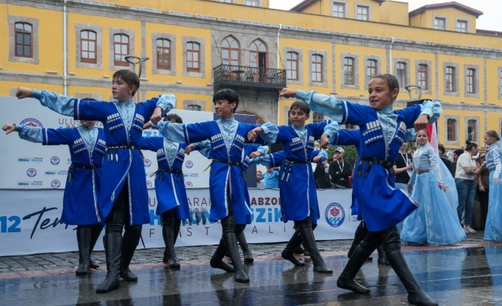 HORON VE MÜZİK FESTİVALİ’NDE FİNAL COŞKUSU