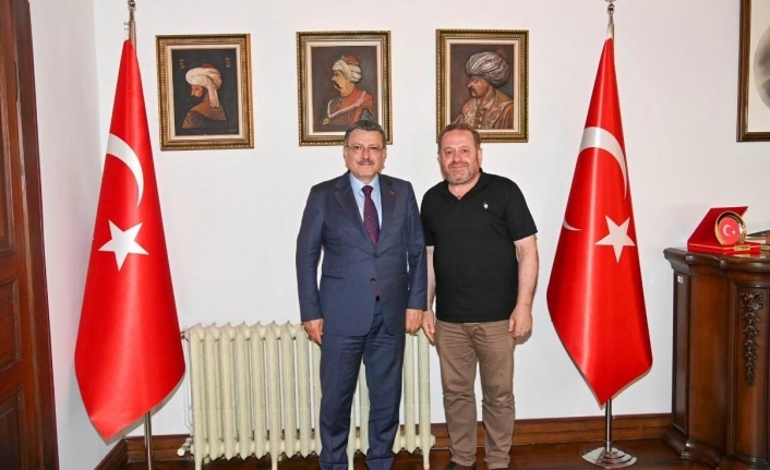 İş adamı Usta başkan av.genc’İ ziyaret etti.
