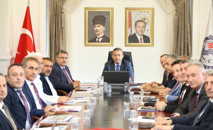 TRABZON'UN TRAFİĞİ MASAYA YATIRILDI