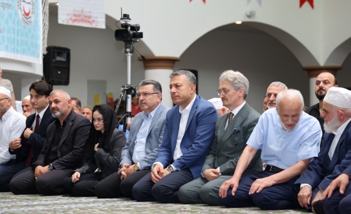 BAŞKAN GENÇ: “KUR’AN-I KERİM HAYATIN TA KENDİSİDİR”