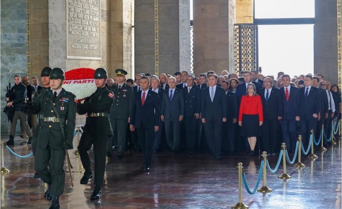 Yeni parti Atatürk’ün huzurunda