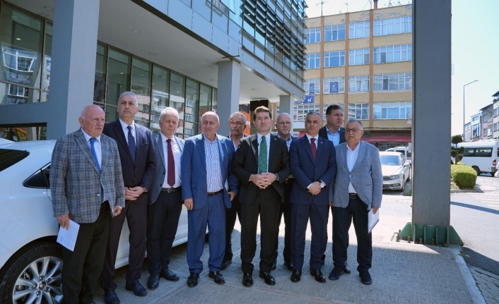 BÜYÜKŞEHİR BELEDİYE MECLİSİNDE HAKARET EDEN FARUK KANCA ÖZÜR DİLEMEYİNCE, BAŞKAN KAYA VE CHP’Lİ ÜYELER TOPLANTIYI TERK ETTİ