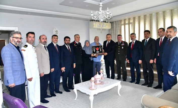 Şehit Samet uslu‘nun ailesini ziyaret.