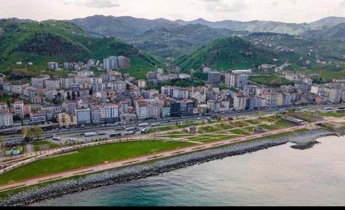 Arsin’de trafik kazası 6 yaralı.