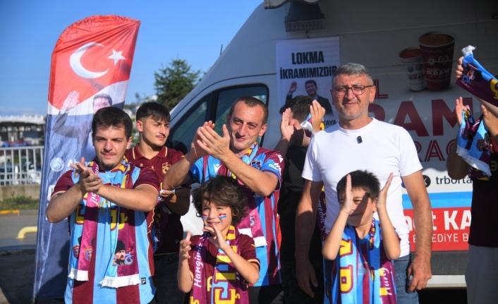 BAŞKAN KAYA, TRABZONSPOR TARAFTARLARINA 3 BİN KAŞKOL HEDİYE ETTİ