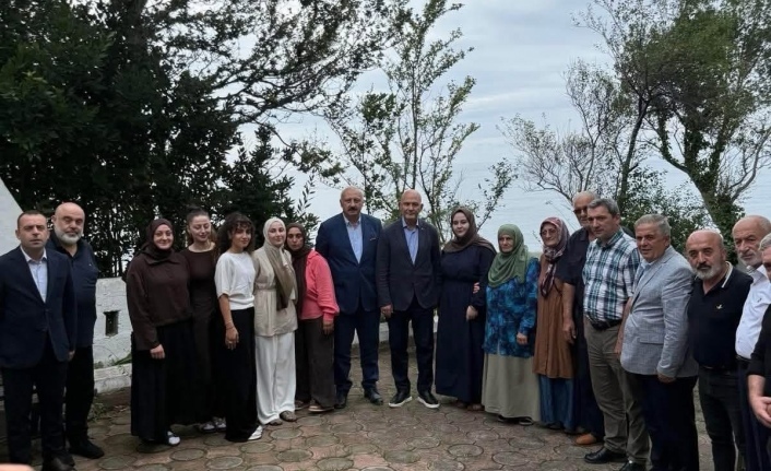 Süleyman Soylu’dan Araklı’da Anlamlı Taziye Ziyareti