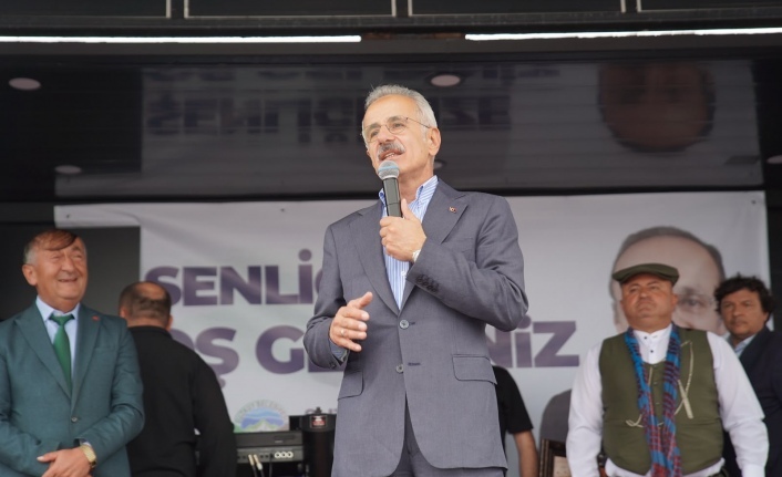 Bakan Uraloğlu  holefter yayla şenliğinde