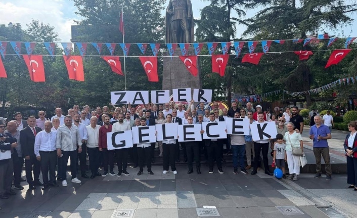 Yeni parti Atatürk alanında