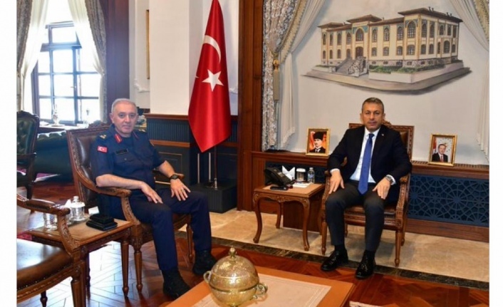 Veysel Paşa Vali Şahin’i ziyaret etti.