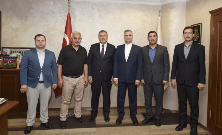 İran Başkonsolosu Khosravi’den TTSO’ya ziyaret