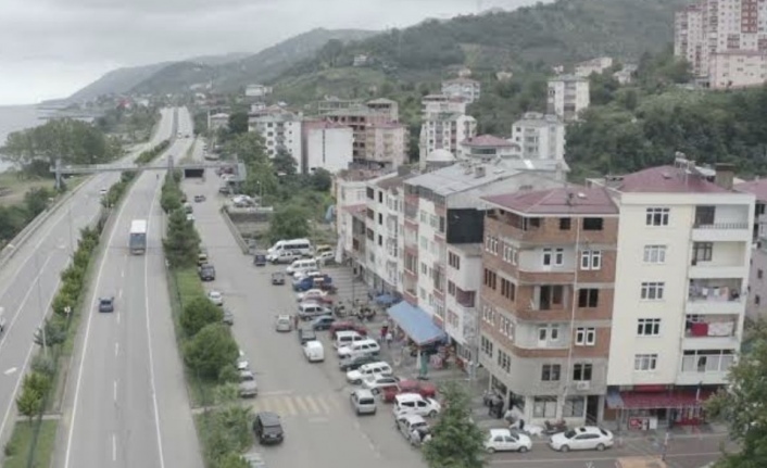 Vakfikebir’de Trafik kazası üç yaralı