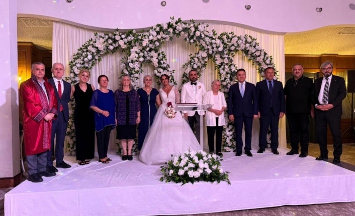 Suiçmez ve odabaş ailelerinin mutlu günü.