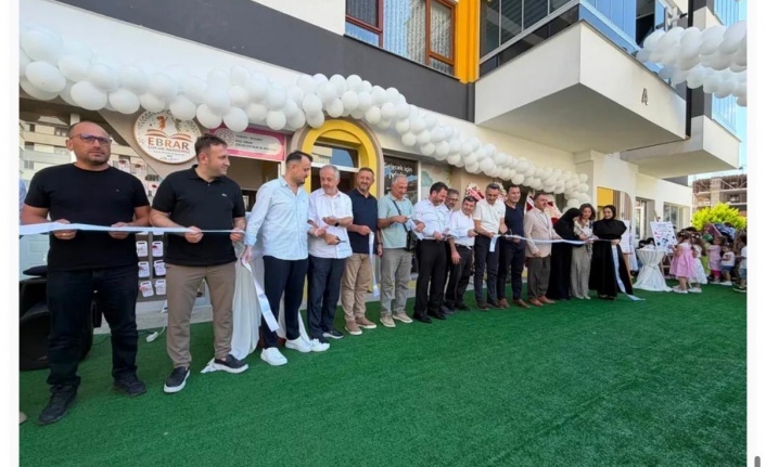 Akçaabat yeni bir çocuk etkinlik ve oyun evine kavuştu. Ebrar Çocuk Akademisi Söğütlü Mahallesi'nde hizmete açıldı.