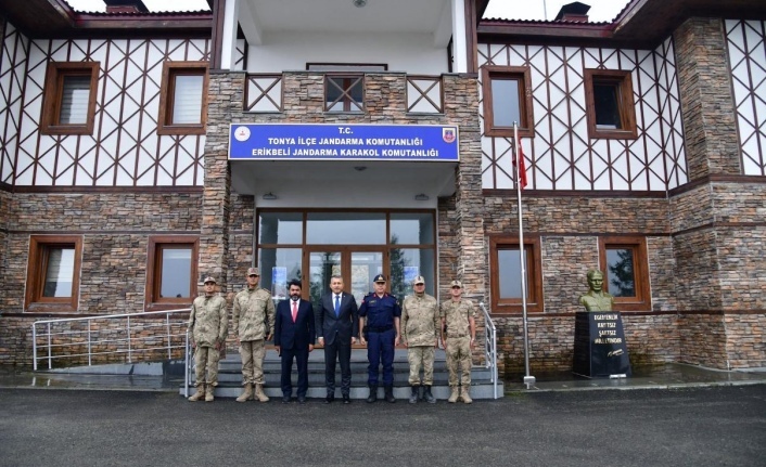 Trabzon bürokrasisi Erikbelii’nde