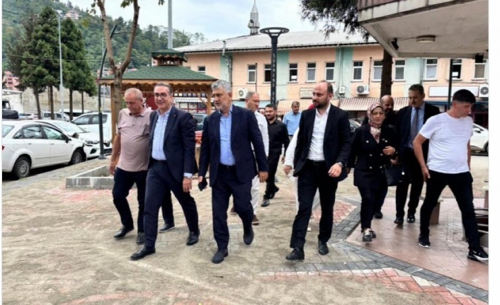 Milletvekili Büyükaydın ve  Başkan Azizoğlu ilçeyi arşınladılar.