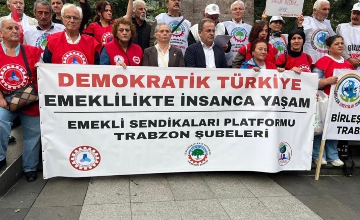 Emekliler Atatürk alanında