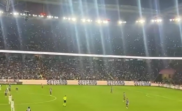 TRİBÜNLER TEK YÜREK