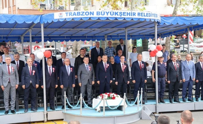 Trabzon’da ilk ders zili çaldı