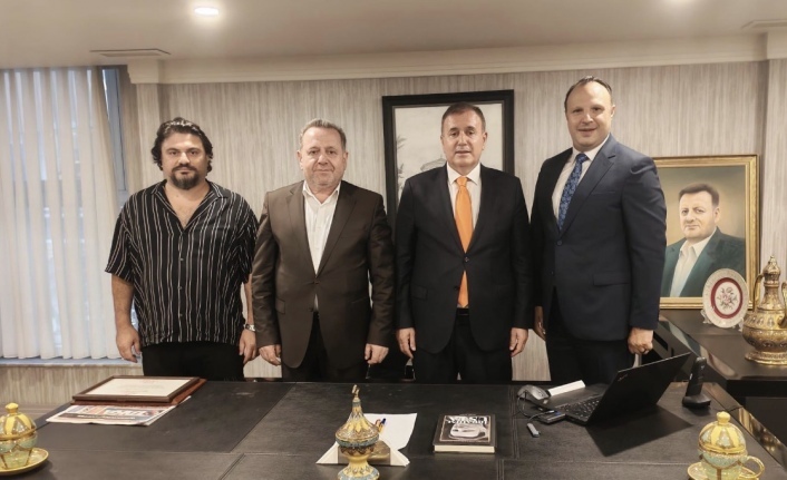 Başkan Çelebi’den Zorlu Otel’in yeni sahibi Mustafa Usta’ya hayırlı olsun ziyareti