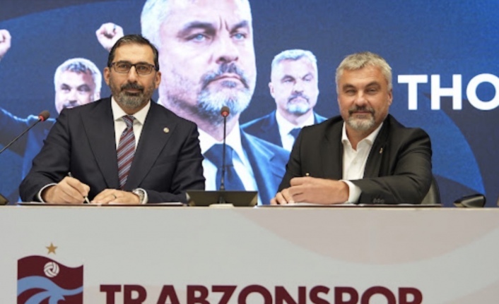 Teknik Direktörümüz Thomas Reis için Papara Park’ta imza töreni düzenlendi