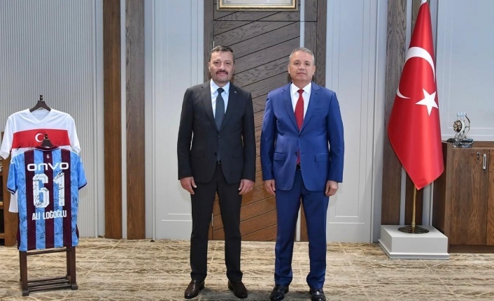 İl Başkanı Hacısalihoğlu il emniyet müdürü Loğoğlunu ziyaret etti.