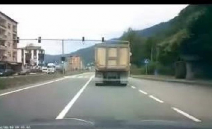 Maçka’da trafik kazası 4 yaralı