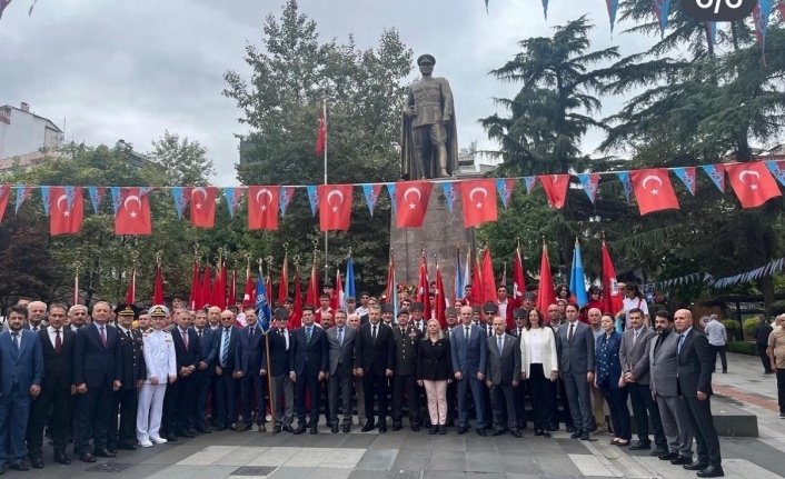 Büyük Önder Atatürk’ün trabzon’a gelişinin 102. yıl dönümü kutlanıyor.