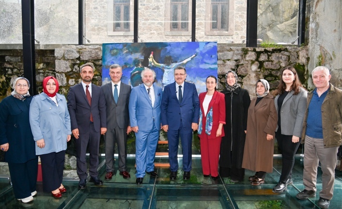 SANAT ŞÖLENİNDE ESERLER GÖRÜCÜYE ÇIKTI
