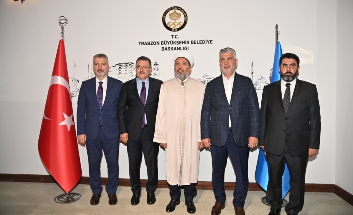 DİYANET İŞLERİ BAŞKANI ARPAGUŞ’TAN BÜYÜKŞEHİR BELEDİYESİ’NE ZİYARET