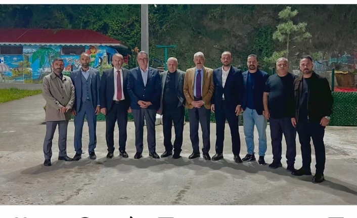 Araklı limanında eski yeni siyasetçiler buluştular.