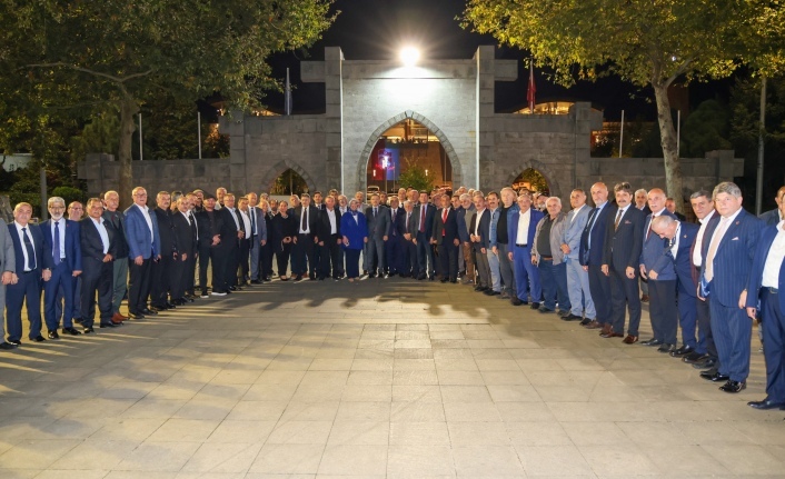 BAŞKAN GENÇ: “MUHTARLARIMIZ DEMOKRASİNİN TEMEL TAŞIDIR”