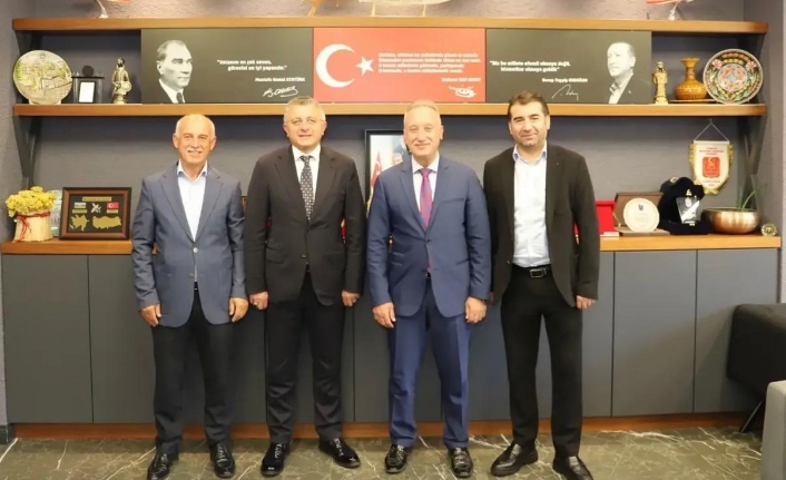 Başkan Baykal il müdürü Dr Topsakal’ı ziyaret etti