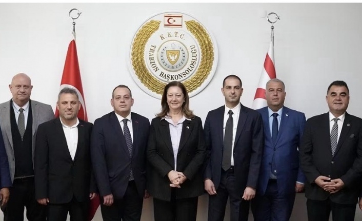 Başkonsolos Demirel’i TURSAB ve KITSAB ziyaret etti.