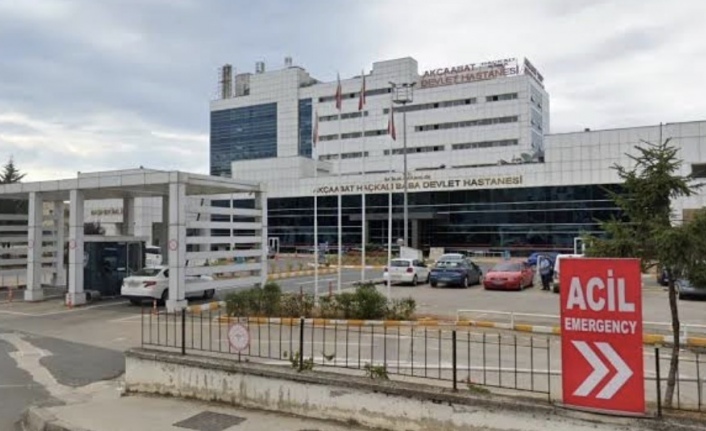 Akçaabat’ta trafik kazası 2. yaralı.