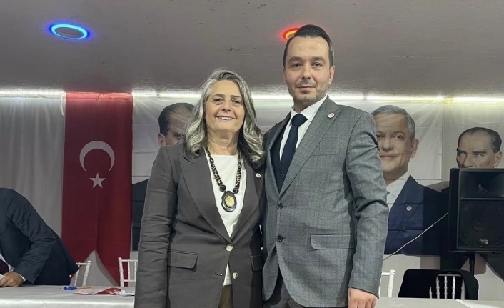 Yeni parti Of ilçe başkanlığına Semih Abdik geldi.