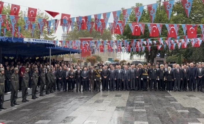 Cumhuriyet bayramı törenlerle kutlanıyor