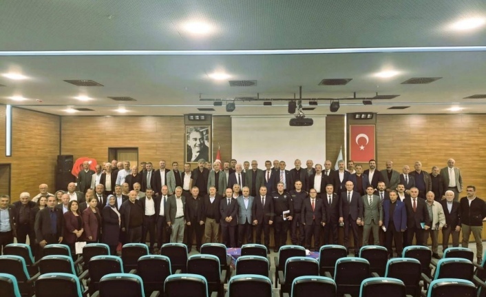 Kaymakam kotan muhtarları topladı